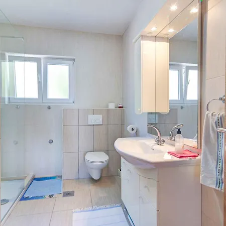 Appartement In 53746